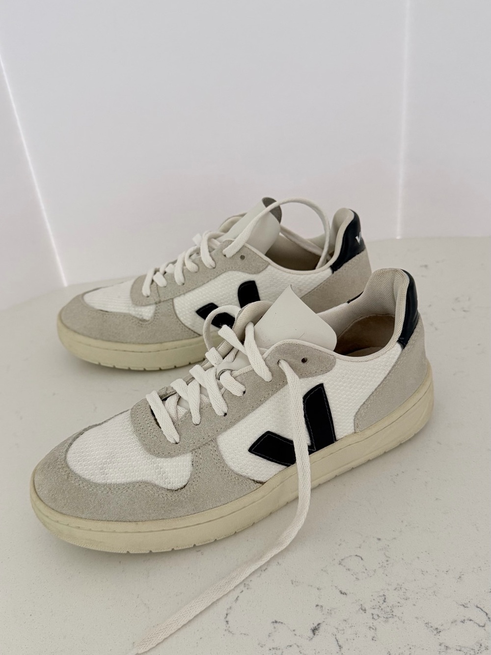 Veja Retro Low-Top Sneakers in White and Black Accent